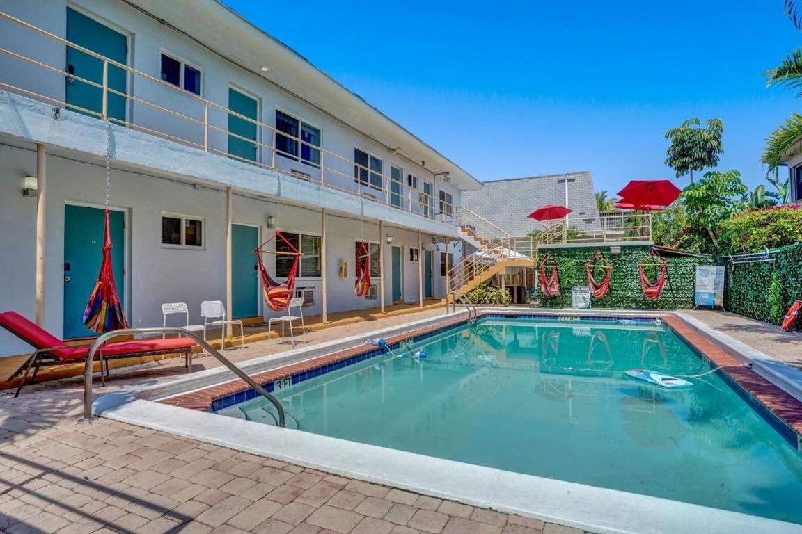 Ferienwohnung Secluded Hollywood Studio Walk To Beach Boardwalk Dania Beach Exterior foto